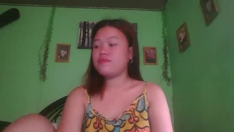 Snapshot of prettymae756493 chatting on March 13, 1:56 am prettymae756493 online show from March 13, 1:56 am