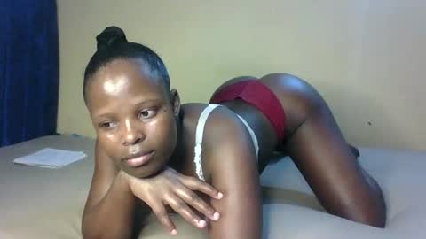 Melly online show from November 2, 6:10 pm