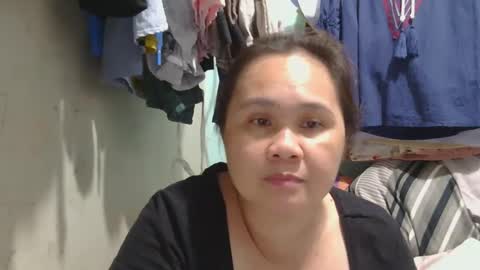 Snapshot of prettynhing chatting on January 1, 4:07 pm Nhing online show from January 1, 4:07 pm