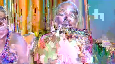 Snapshot of prettyquee chatting on January 28, 7:11 am sasha online show from January 28, 7:11 am