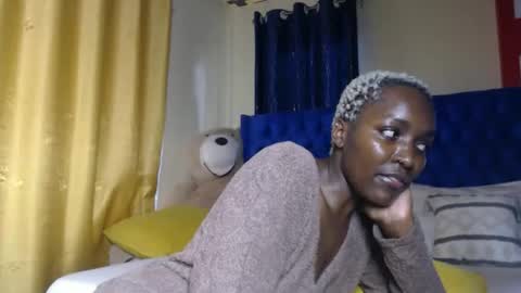 Snapshot of prettyquee chatting on November 12, 9:53 am sasha online show from November 12, 9:53 am