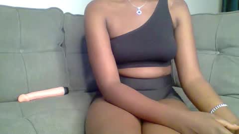 Snapshot of prettyqueen254 chatting on September 29, 11:20 pm pretty queen online show from September 29, 11:20 pm