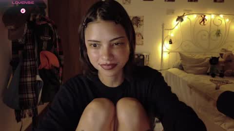 Juli online show from July 26, 12:30 am