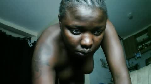 Snapshot of prettyreen chatting on November 9, 3:32 pm prettyreen online show from November 9, 3:32 pm