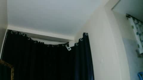 Snapshot of prettyreen chatting on November 19, 7:47 pm prettyreen online show from November 19, 7:47 pm