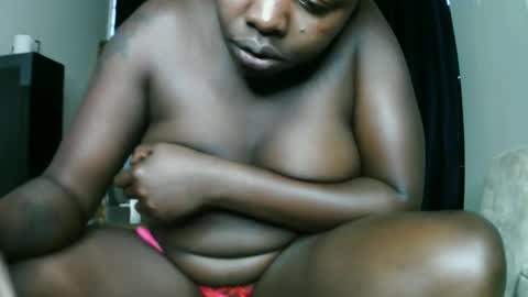 Snapshot of prettyreen chatting on December 4, 2:48 pm prettyreen online show from December 4, 2:48 pm