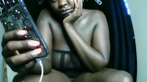 prettyreen online show from March 1, 8:16 am