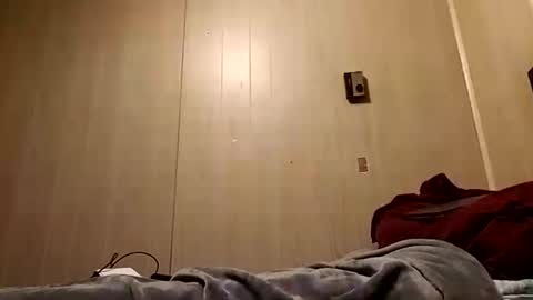 Snapshot of prettysolidd7 chatting on December 2, 5:48 am prettysolidd7 online show from December 2, 5:48 am