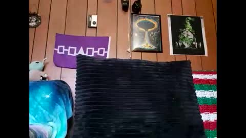 Snapshot of prettysolidd7 chatting on December 31, 1:30 pm prettysolidd7 online show from December 31, 1:30 pm