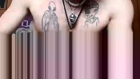 Snapshot of prettysolidd7 chatting on January 13, 5:44 pm prettysolidd7 online show from January 13, 5:44 pm