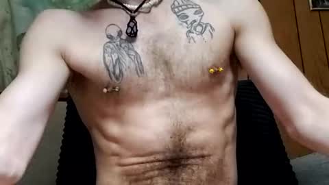 Snapshot of prettysolidd7 chatting on February 8, 11:01 am prettysolidd7 online show from February 8, 11:01 am