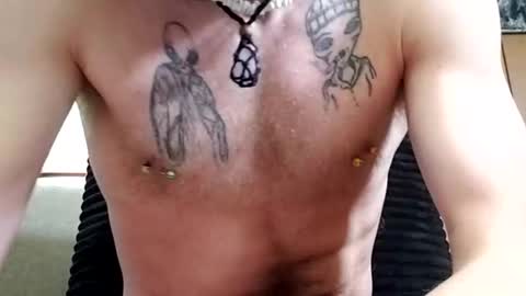 Snapshot of prettysolidd7 chatting on February 9, 3:01 pm prettysolidd7 online show from February 9, 3:01 pm