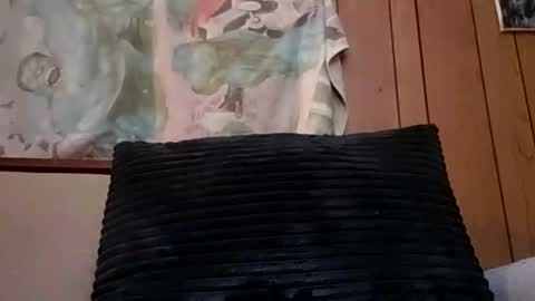 Snapshot of prettysolidd7 chatting on February 12, 9:42 am prettysolidd7 online show from February 12, 9:42 am