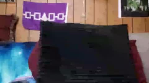 Snapshot of prettysolidd7 chatting on March 12, 10:37 am prettysolidd7 online show from March 12, 10:37 am