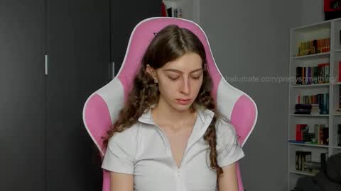 Snapshot of prettysomething chatting on September 23, 3:04 pm Sophie next stream will be at Monday i will wait you guys online show from September 23, 3:04 pm