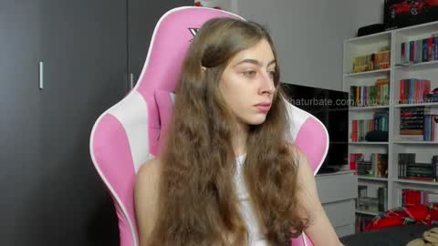 Snapshot of prettysomething chatting on October 21, 5:52 am Sophie next stream will be at Monday i will wait you guys online show from October 21, 5:52 am