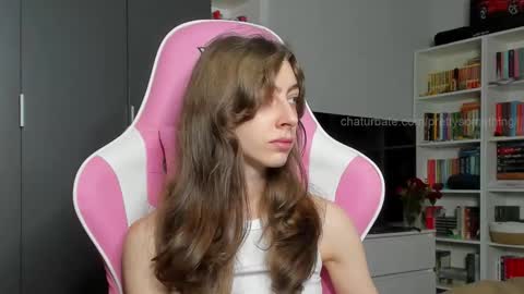 Snapshot of prettysomething chatting on October 31, 7:42 am Sophie next stream will be at Monday i will wait you guys online show from October 31, 7:42 am