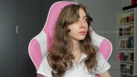 Snapshot of prettysomething chatting on November 7, 6:13 am Sophie next stream will be at Monday i will wait you guys online show from November 7, 6:13 am