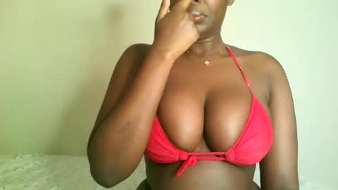 prettyvishy online show from December 1, 2:38 am