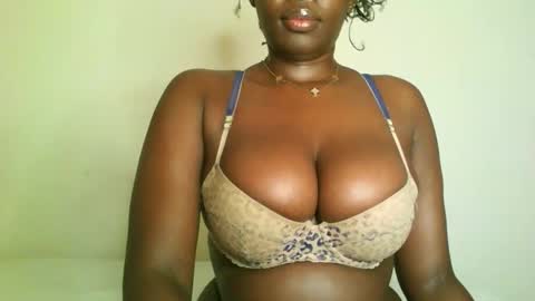 prettyvishy online show from March 27, 3:01 am