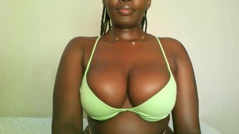 prettyvishy online show from May 16, 10:36 am