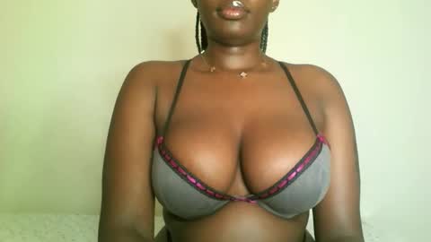 prettyvishy online show from May 22, 3:02 am