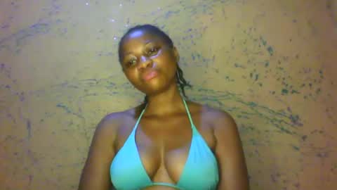 Snapshot of prettyxxpac chatting on February 16, 9:55 pm prettyxxpac online show from February 16, 9:55 pm