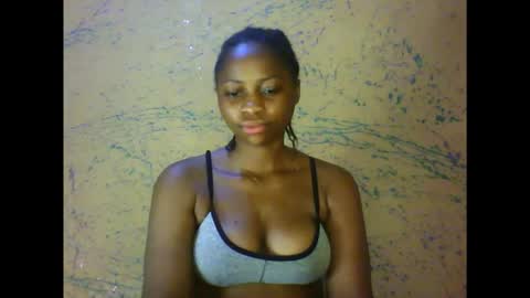 Snapshot of prettyxxpac chatting on February 24, 10:30 pm prettyxxpac online show from February 24, 10:30 pm