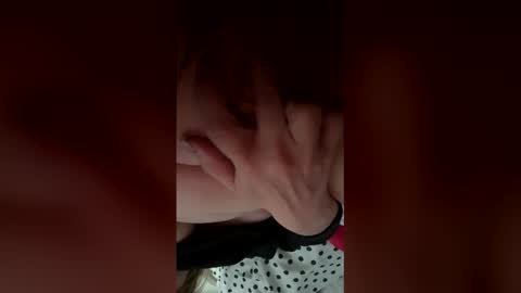 Snapshot of prey4u chatting on April 12, 10:31 am prey4u online show from April 12, 10:31 am