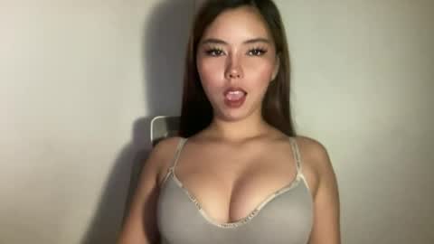 TINA  online show from July 6, 1:19 pm