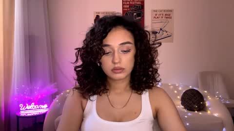 Sofi online show from April 3, 11:08 am