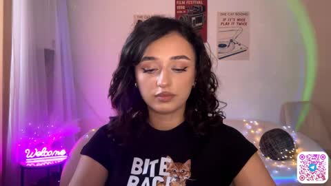 Sofi online show from April 7, 1:33 pm