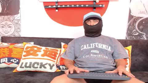 Sebas  Fer online show from February 17, 1:13 am