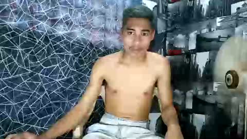 Snapshot of primohunterz chatting on February 6, 3:00 am primohunterz online show from February 6, 3:00 am