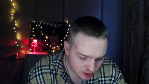 Snapshot of princ4real chatting on January 18, 11:54 am prince online show from January 18, 11:54 am