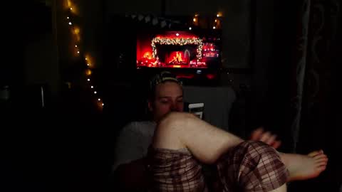 Snapshot of princ4real chatting on February 25, 11:44 pm prince online show from February 25, 11:44 pm