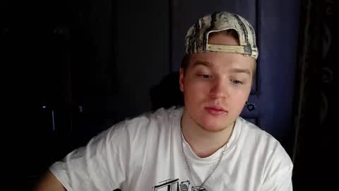 Snapshot of princ4real chatting on March 5, 1:17 pm prince online show from March 5, 1:17 pm