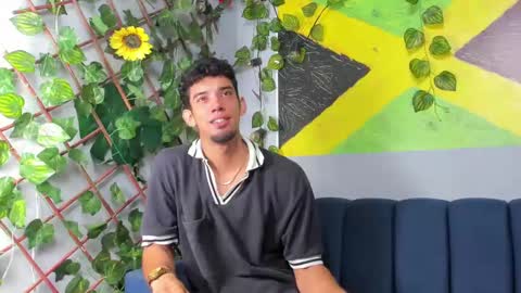 prince_arthur77 online show from November 4, 1:32 pm