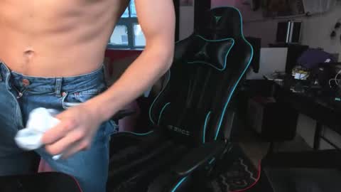 prince online show from December 1, 11:26 am