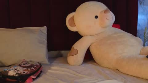 PRINCEPOPPY  online show from November 6, 8:43 pm