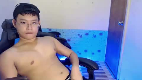 prince_valx online show from May 26, 6:53 am