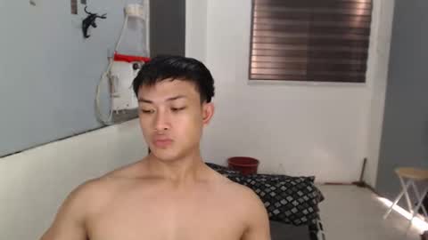 Snapshot of princeadrianx chatting on October 16, 7:09 am Prince Adrian online show from October 16, 7:09 am