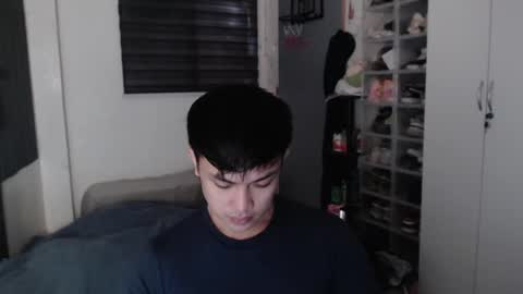 Snapshot of princeadrianx chatting on May 16, 6:54 am Prince Adrian online show from May 16, 6:54 am