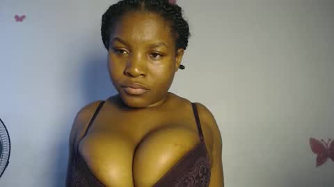 Snapshot of princess_karinaa chatting on April 3, 8:23 am Karina online show from April 3, 8:23 am