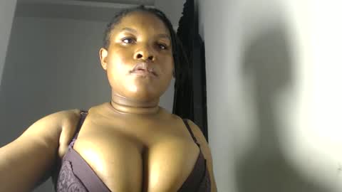 Snapshot of princess_karinaa chatting on May 4, 7:54 pm Karina online show from May 4, 7:54 pm