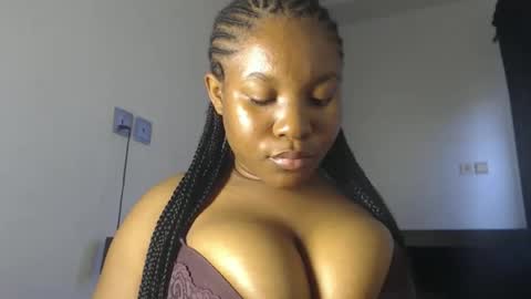 Snapshot of princess_karinaa chatting on June 5, 7:03 am Karina online show from June 5, 7:03 am