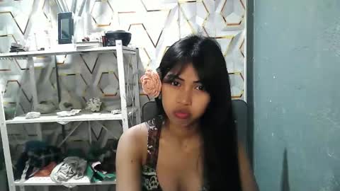Snapshot of princess_morena18 chatting on December 18, 6:08 am princess_morena18 online show from December 18, 6:08 am