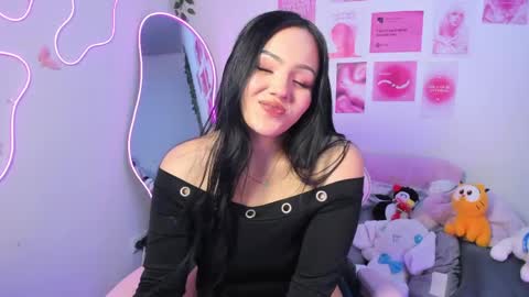    online show from May 30, 6:27 pm