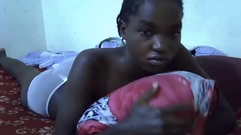 princess_scovia online show from May 5, 4:09 am