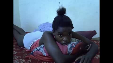 princess_scovia online show from May 26, 2:07 am